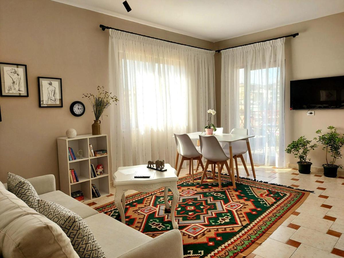 Appartement Cozy In The Heart Of Bllok
